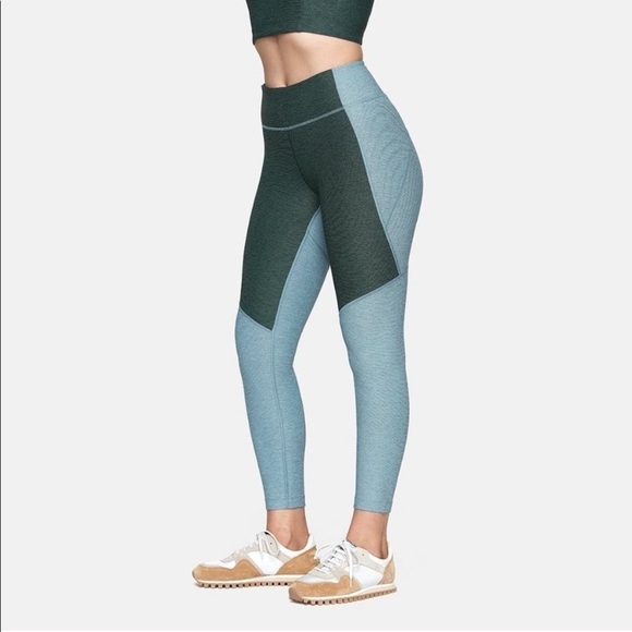 Outdoor Voices 3/4 Two-tone Panel Leggings Small - Picture 3 of 12
